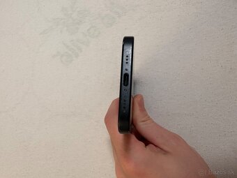 iPhone 15 128Gb ciernej farby - 6