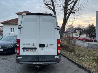 Dodávka Iveco Daily 2.3 Hpi - 6