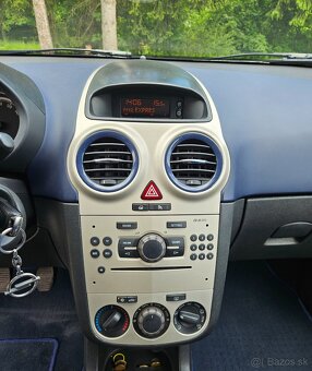 Opel Corsa 1.2 benzin klima kamera 5 dverí servisná kniha - 6