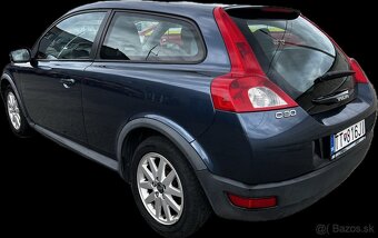 Volvo C30 1,6 benzín 2008 - 6