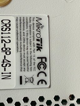 MikroTik CRS112-8P-4S ++ MikroTik HAP AC2 - 6