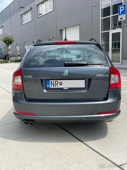 Škoda Octavia Combi RS 2.0 TFSi 200HP DSG F1 2012 - 6