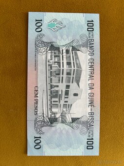 Bankovky na predaj 1 ks po 2€ - 6