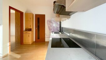Na predaj 2-izbový byt s parkovacím miestom a loggiou v SC - 6