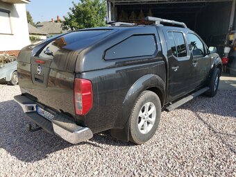 Nissan Navara 2.5 dCi - 6