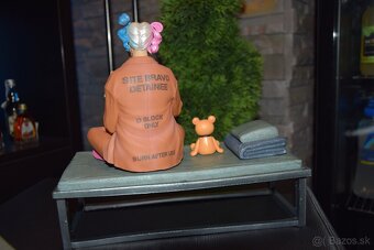 Zberatelska figurka Harley Quinn - 6