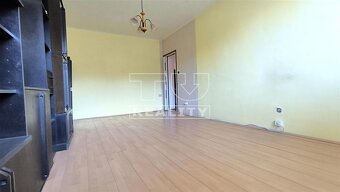 RezervovanéNa predaj 2 izbový byt (64 m2) s loggiou v... - 6