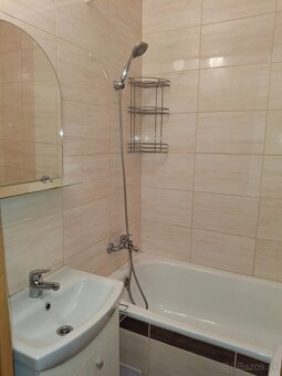 2 izbový , Obr. mieru, sidl.II, Prešov, 54 m2, loggia, 1/8 - 6
