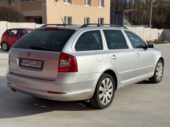 Škoda Octavia Combi 2.0 TDI Elegance DSG - 6