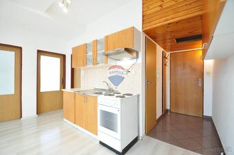 PREDAJ, 2-izbový podkrovný byt v Poprade, Ul. Ludvíka Svobod - 6