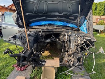 Rozpredám Audi A4 b8 - 6
