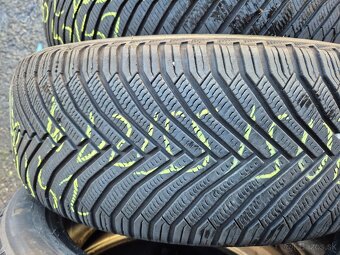 Predam zimne pneu 205/55R19 Michelin - 6