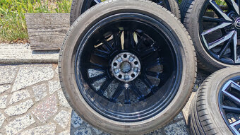 5x114,3 R17 --- TOYOTA COROLLA - 6