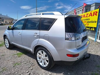 Mitsubishi Outlander 2.0 DI-D 7-miestne - 6