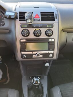 VW Touran - 6