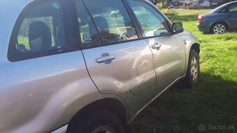 Toyota Rav 4 - 6