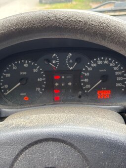 Renault Thalia 1.4 - 6