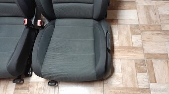 Sedačky vw golf 6 - 6