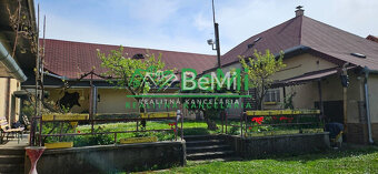 NR - RD - Mojmírovce, centrum obce, 2 bytové jednotky - 6