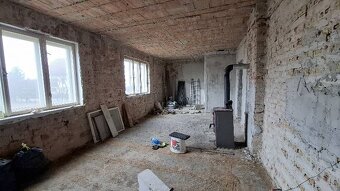 Na predaj RD v obci Konská s pozemkom 821m2 + projekt domu. - 6