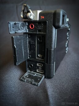 Sony A7C (telo) strieborné - 6