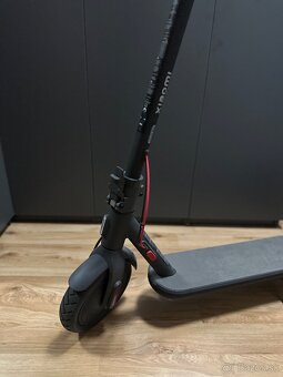 Xiaomi elektrická kolobežka 4 - záruka 04/2026 - 6