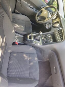 Peugeot 5008 1.6 HDi 2/2013 Allure + ťažné zariadenie - 6