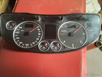 VSTREKOVACIE čERPADLO 2.5 TDI 120 KW BGD 059 130 106 M - 6
