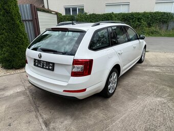 Škoda Octavia Combi 2.0 TDI Ambition - 6