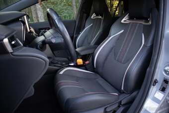Toyota Corolla Combi 1.8 GR - 6