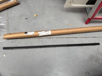 Mercedes GLE W167  tesnenie dverí predné pravé - 6