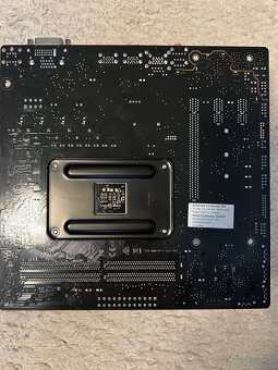 REZERVOVANÉ AMD Ryzen 7 2700X, Asus Prime B450M-K - 6