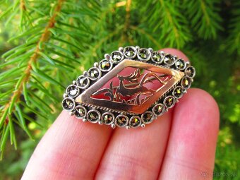 Strieborná brošňa so zlatom a markazitmi, Ag 925 - 6