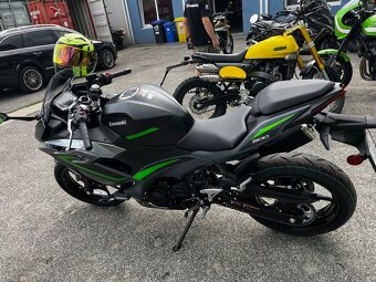Kawasaki Ninja 500 - 6