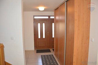 Predaj 4 izbový rodinný dom Branč, dosah MHD - 6