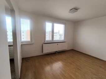 1 izbový byt na PREDAJ - KOMÁRNO - 6