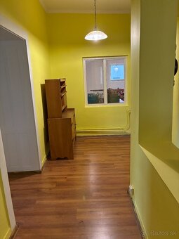 Rodinný dom 4.izbový + viničný domček s pozemkom - 6