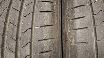 Predám 4ks jazdene letné 215/65r17-99V Hankook - 6