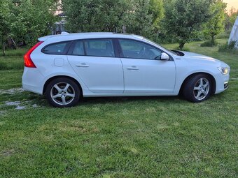 Volvo V60 plugin-hybrid, D5 AWD, r.v. 2016 - 6