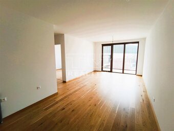 2-IZBOVÝ BYT,RUŽINOV-NIVY,PROJEKT-ZWIRN 3,BALKÓN,PARKING... - 6