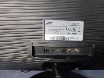 LCD monitor Samsung S24D300H - 24" - 6