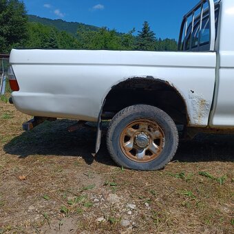Mitsubishi L200 - 6