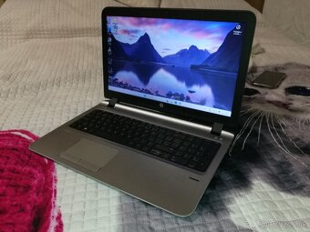 HP ProBook. i5. 15,6". RAM 16 GB. SSD 256 GB +1 000 GB. - 6