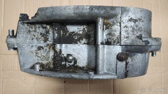 Predám bloky motora ČZ 125Bt - 6