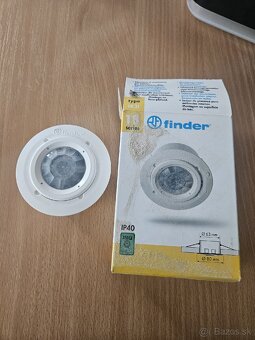 Pohybove sensory do interieru - 6