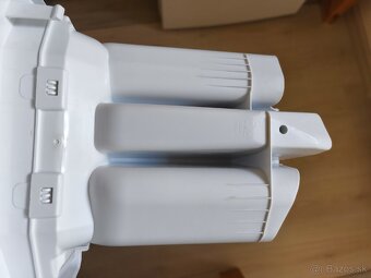 Predam Chladnička Bosch A++ a Práčka Becko 6kg - 6