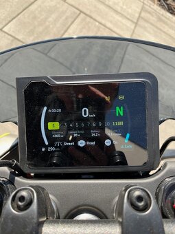 Husqvarna Svartpilen 401 (2024), 32 kW, TOP stav - 6