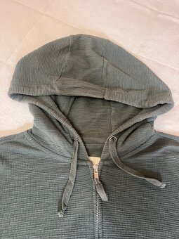 3 ks za 8 € spolu / panske mikiny na zips. - 6