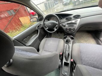 Ford Focus kombi 1.6 - 6