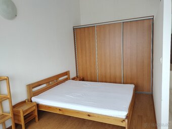 Prenájom 1,5 -izbového bytu - 6
